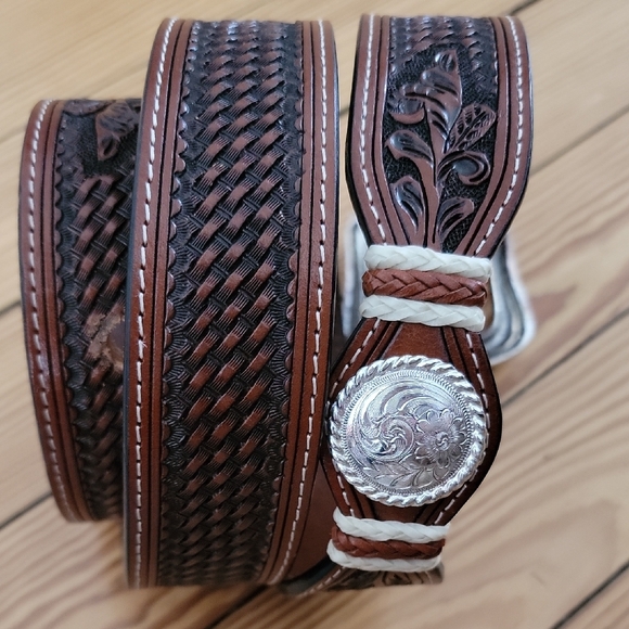 Brown and Silver Western Belt - Picture 1 of 5